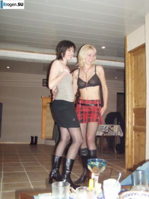 Французская бисексуальная брюнетка. Часть 3. Эскиз 7