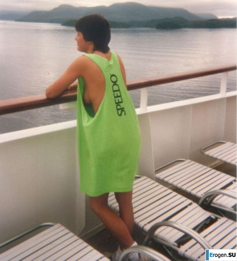 упс сиськи засветила. Часть 2. Фото 3