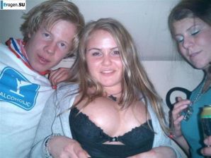 упс сиськи засветила. Часть 2. Эскиз 14