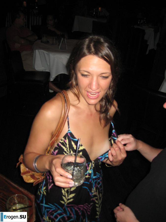 упс сиськи засветила. Часть 3. Фото 10