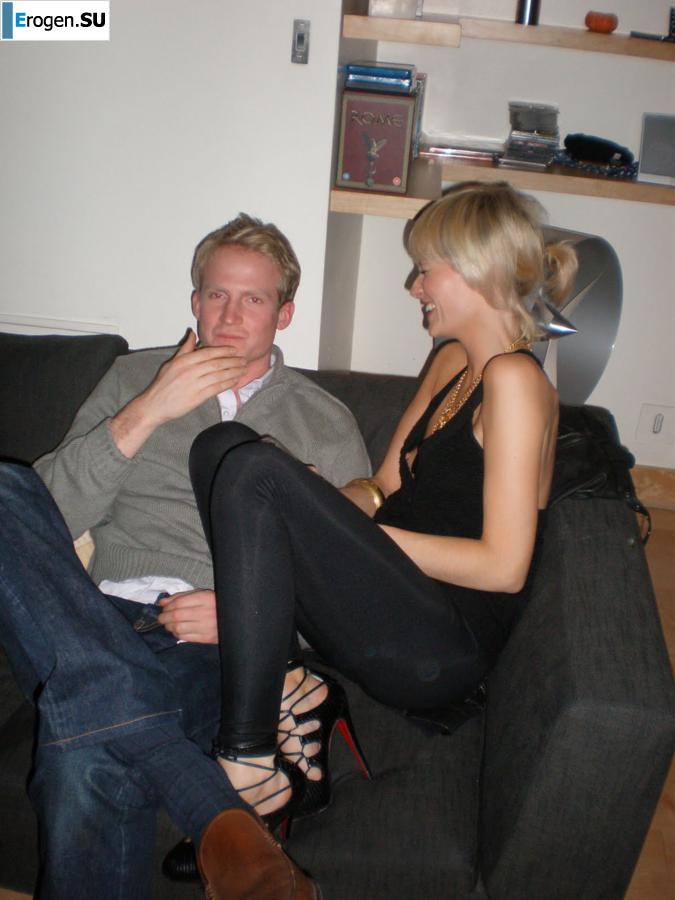 упс сиськи засветила. Часть 3. Фото 30