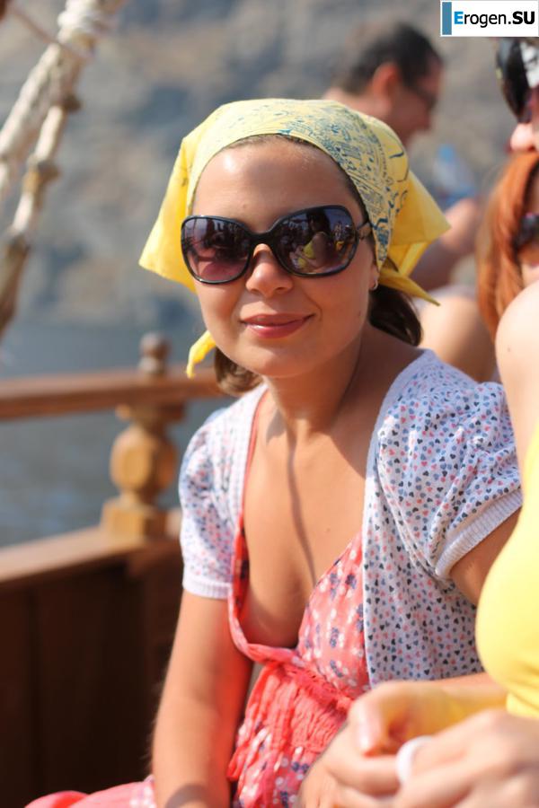 oops boobs lit up. Part 4. Photo 9