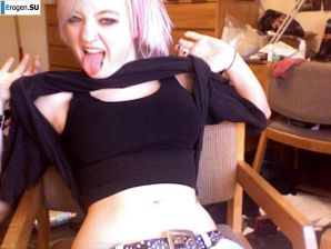 Сексуальная неформалка. Часть 4. Эскиз 6