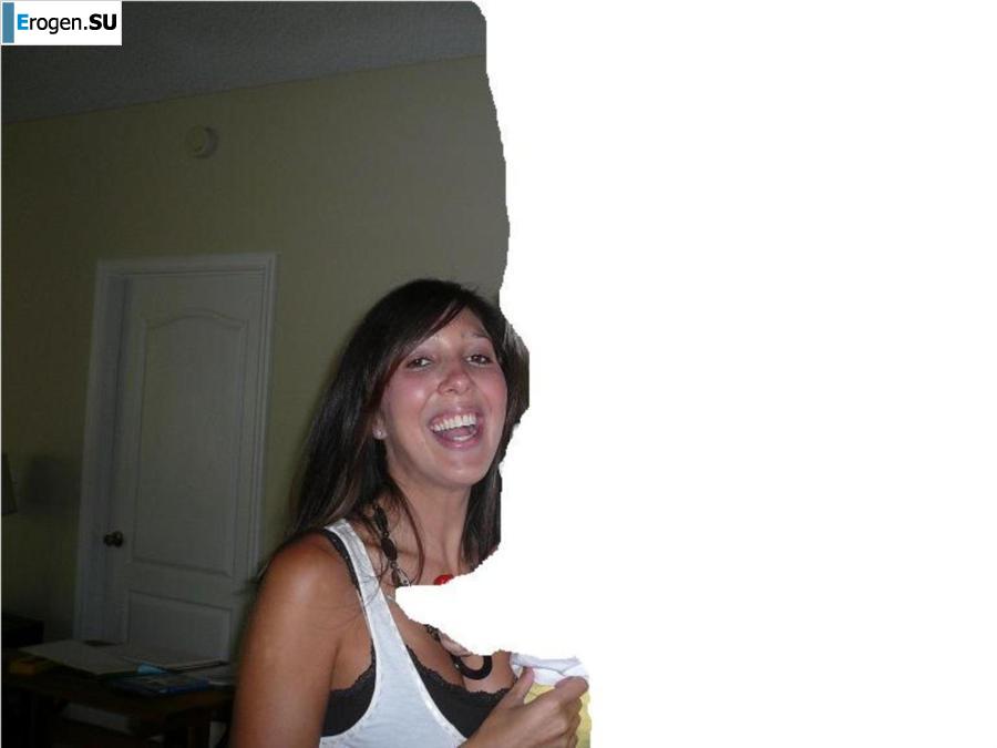 Smiling brunette with everlasting nipples. Part 5. Photo 22