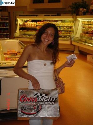 Smiling brunette with everlasting nipples. Part 5. Thumb 31