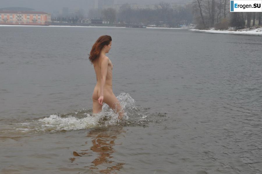 Ukrainian nudists in winter. Photo 12