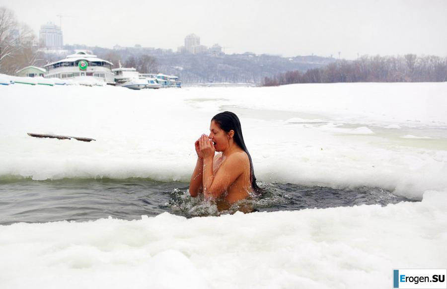 Ukrainian nudists in winter. Photo 24