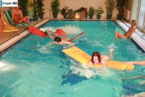 Чешские нудисты в бассейне. Часть 3. Эскиз 31