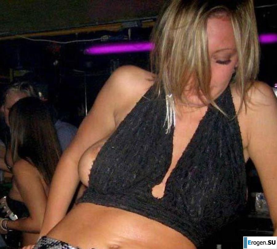 упс сиськи засветила. Часть 6. Фото 17