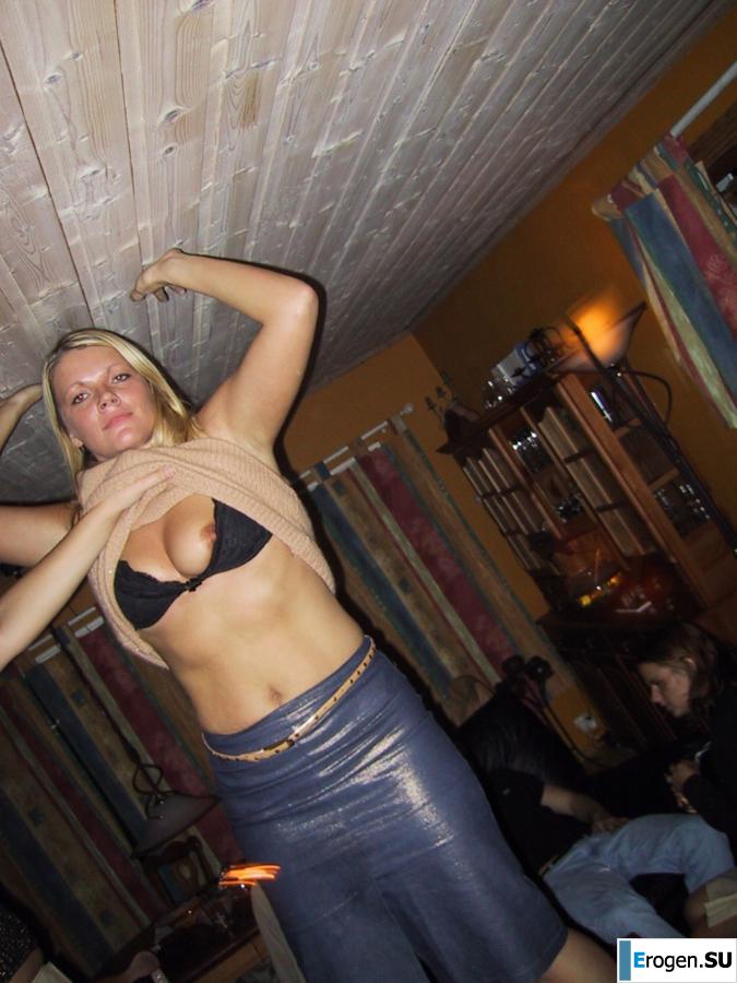 Публичное обнажение. Часть 4. Фото 36