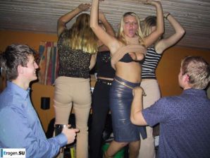 Публичное обнажение. Часть 4. Эскиз 27