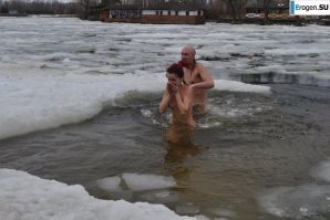 Ukrainian nudists in winter. Part 3. Thumb 27