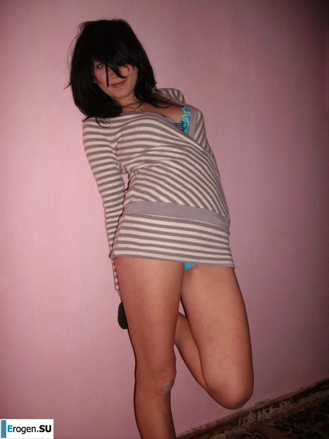 Украинская брюнетка с прыщавой попой. Часть 5. Фото 3