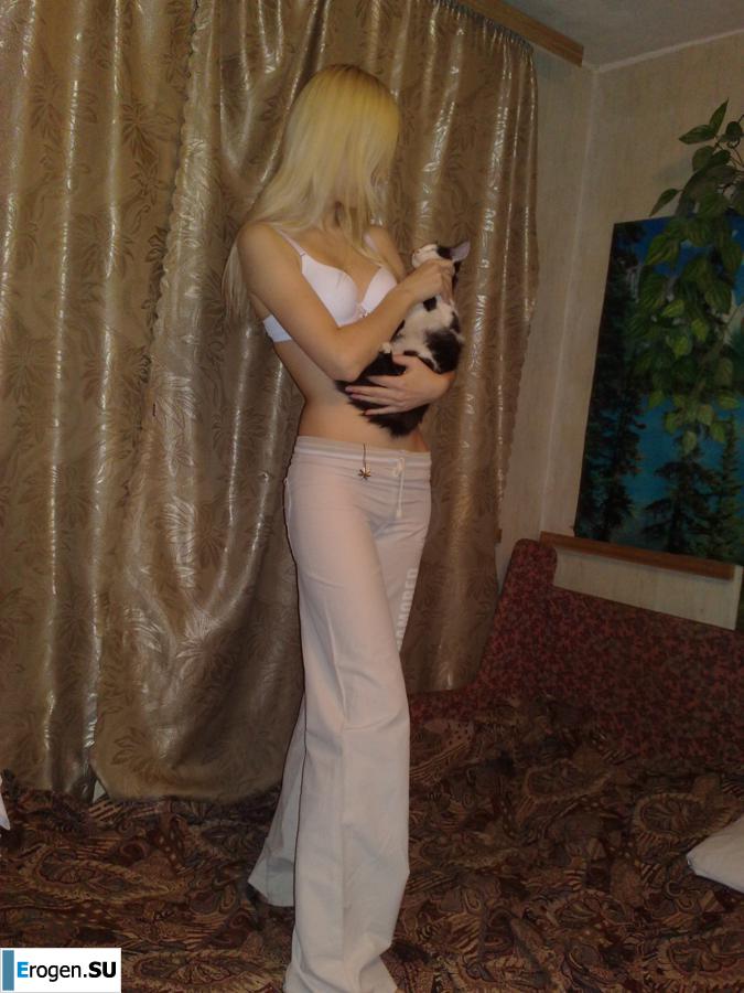 Худенькая русская блонда. Часть 5. Фото 37