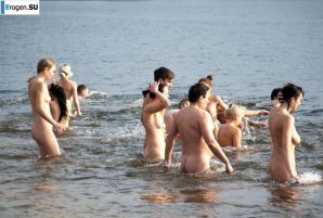 Ukrainian nudists in winter. Part 5. Thumb 40