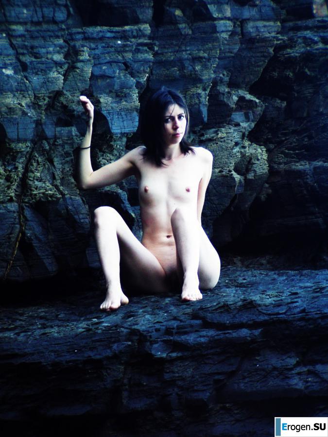 French Bisexual Brunette. Part 5. Photo 3