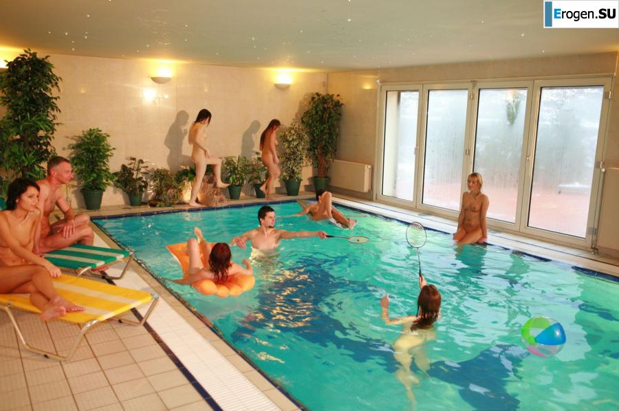 Чешские нудисты в бассейне. Часть 4. Фото 31