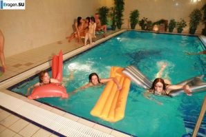 Czech nudists in the pool. Part 4. Thumb 12