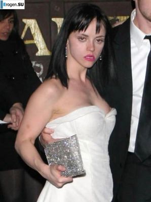 famous tits. Thumb 31