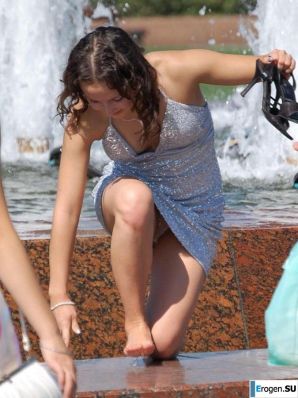 under the skirt. Thumb 18