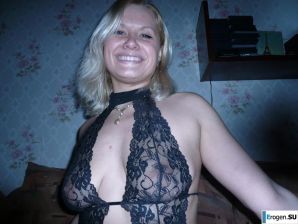 platinum colored. Thumb 10