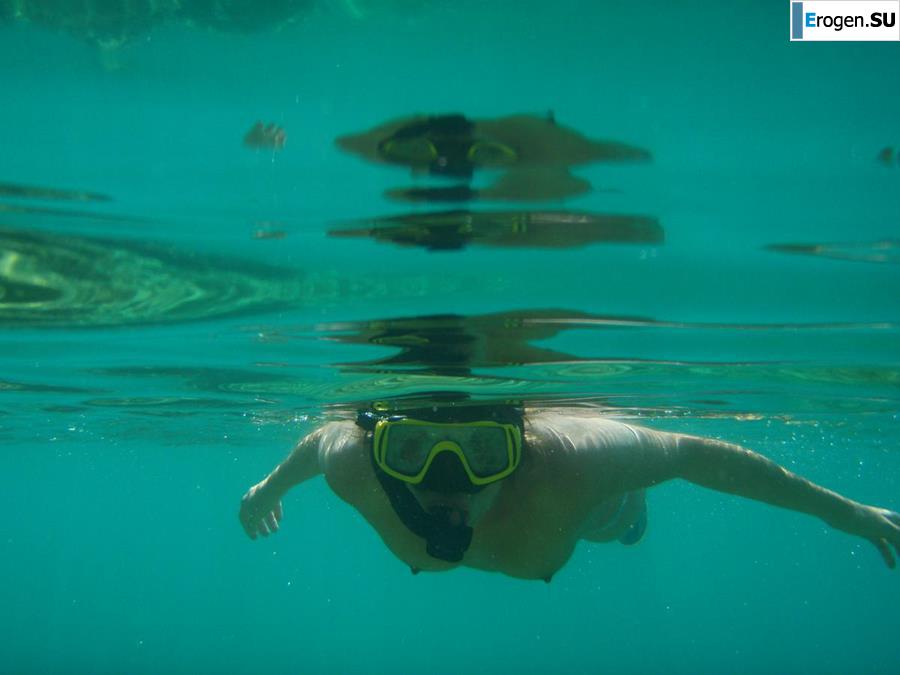 underwater girls. Photo 32