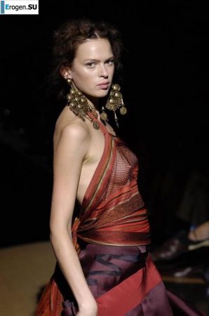 fashion highlights. Thumb 44