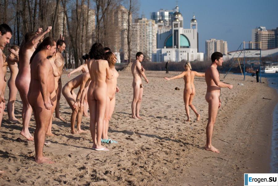 Ukrainian nudists in winter. Part 7. Photo 15