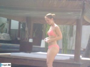 Amateur filming of naked girls. Thumb 5