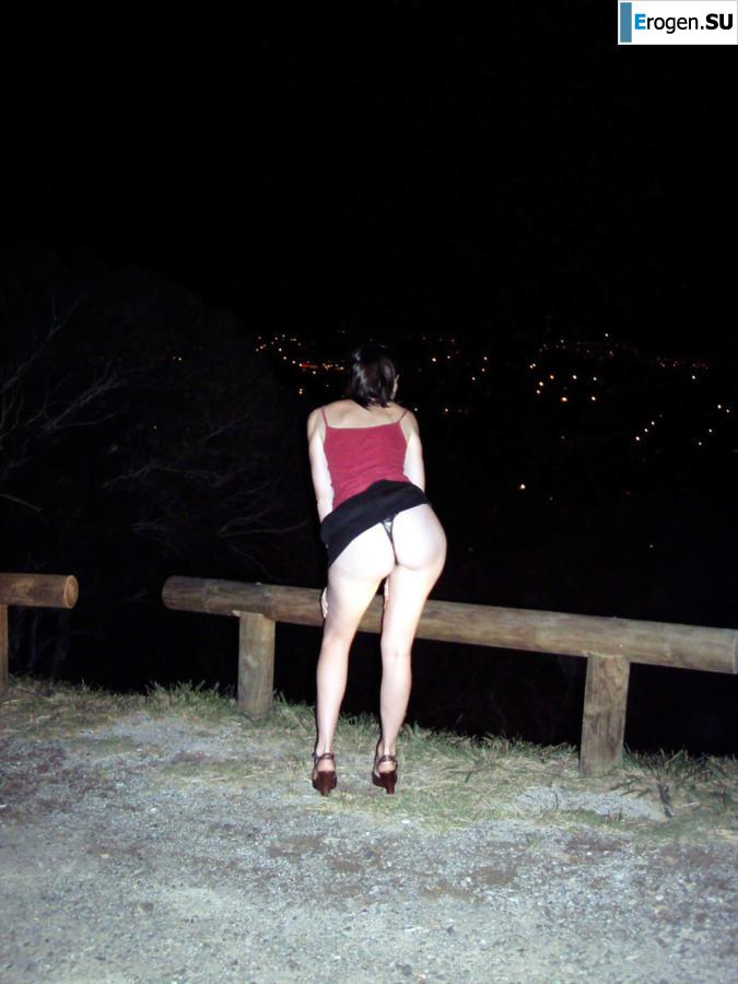 Французская бисексуальная брюнетка. Часть 12. Фото 33