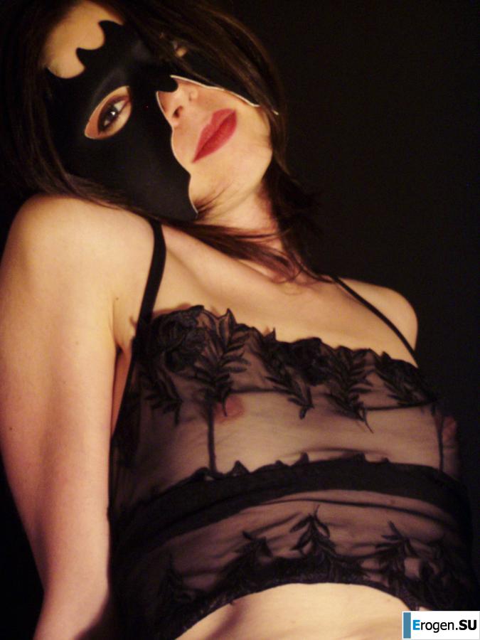 Французская бисексуальная брюнетка. Часть 12. Фото 36