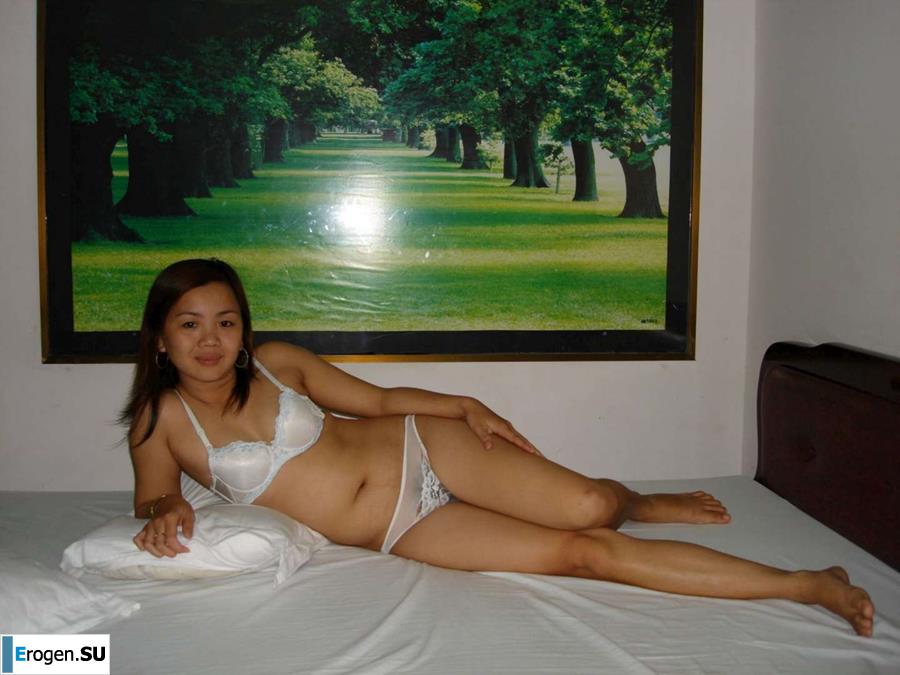 Amateur filming of naked girls. Part 2. Photo 19