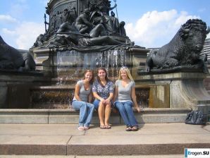 Любительская сьемка голых девушек. Часть 3. Эскиз 19