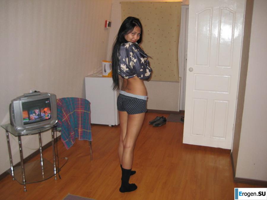 Ah, what legs. Photo 30