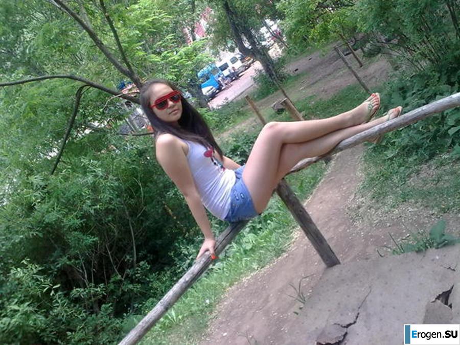 Ah, what legs. Photo 41