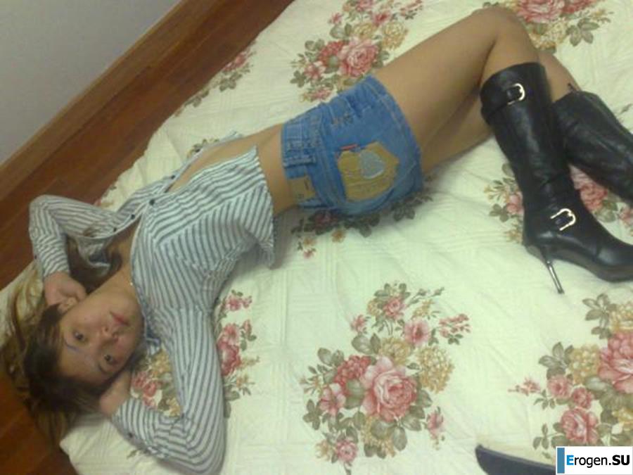 Ah, what legs. Photo 8