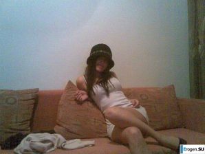 Ah, what legs. Thumb 10