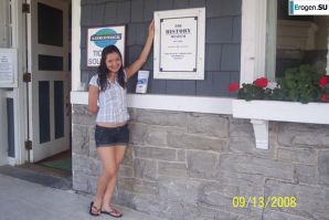 Ah, what legs. Thumb 36