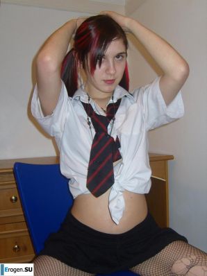 Любительская сьемка голых девушек. Часть 4. Эскиз 30