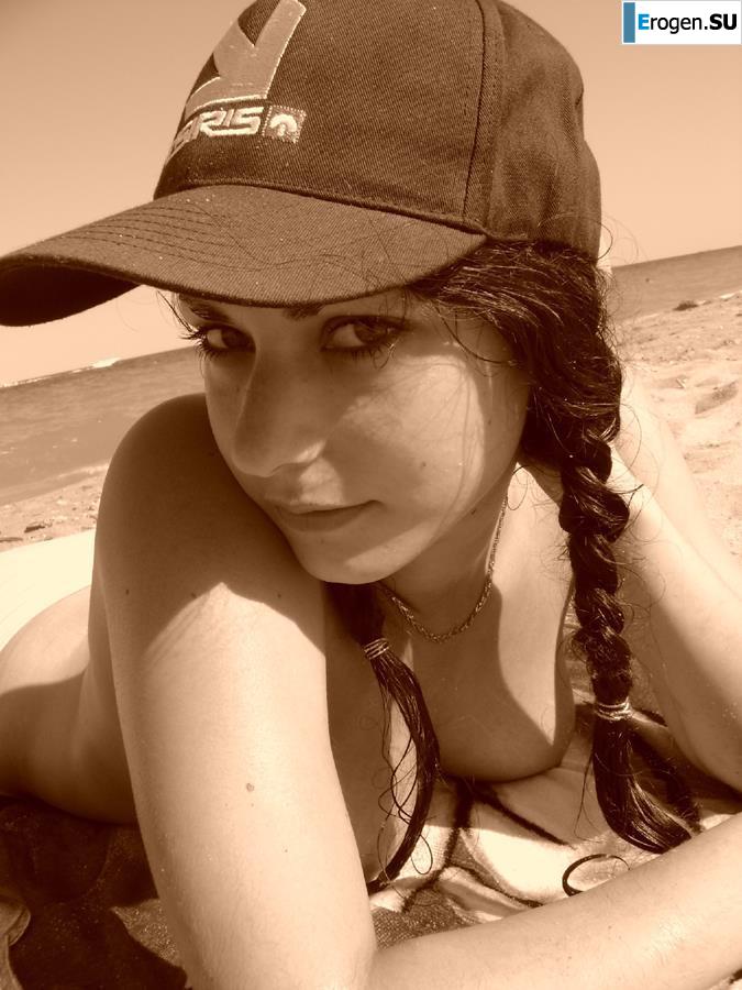 Brunette with pigtails. Photo 13