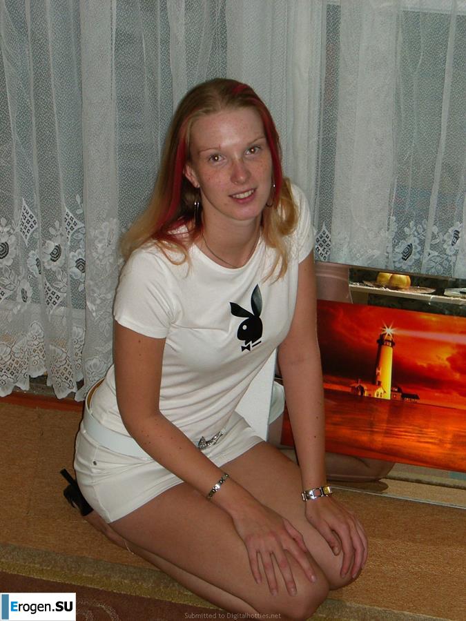 Red and Red German Woman. Photo 8