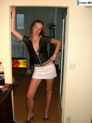 Red and Red German Woman. Thumb 24