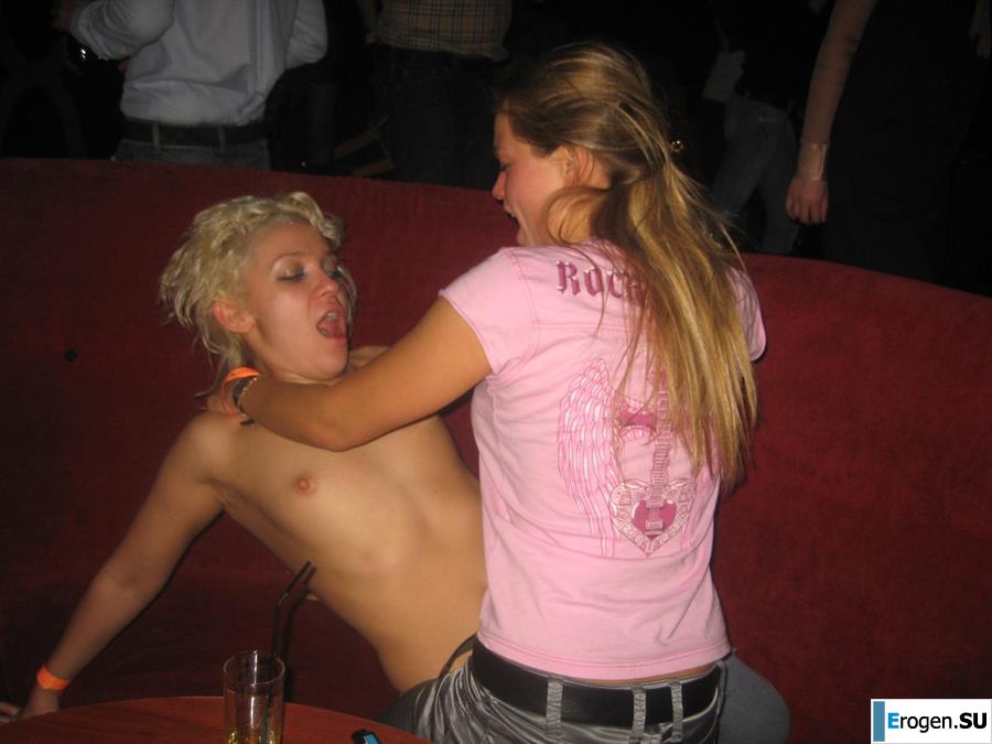 Dead Girls. Photo 24