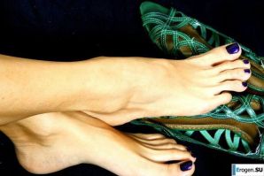 footfetish. Part 3. Thumb 21