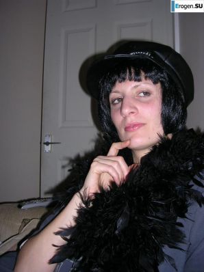 A drunken lady poses and copulates. Thumb 7