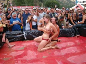 Женская шоу-борьба. Эскиз 42