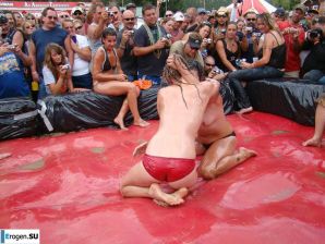 Женская шоу-борьба. Эскиз 46