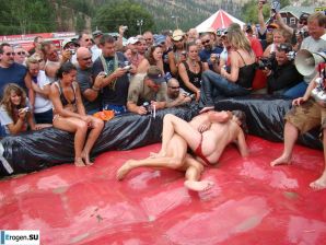 Женская шоу-борьба. Эскиз 54