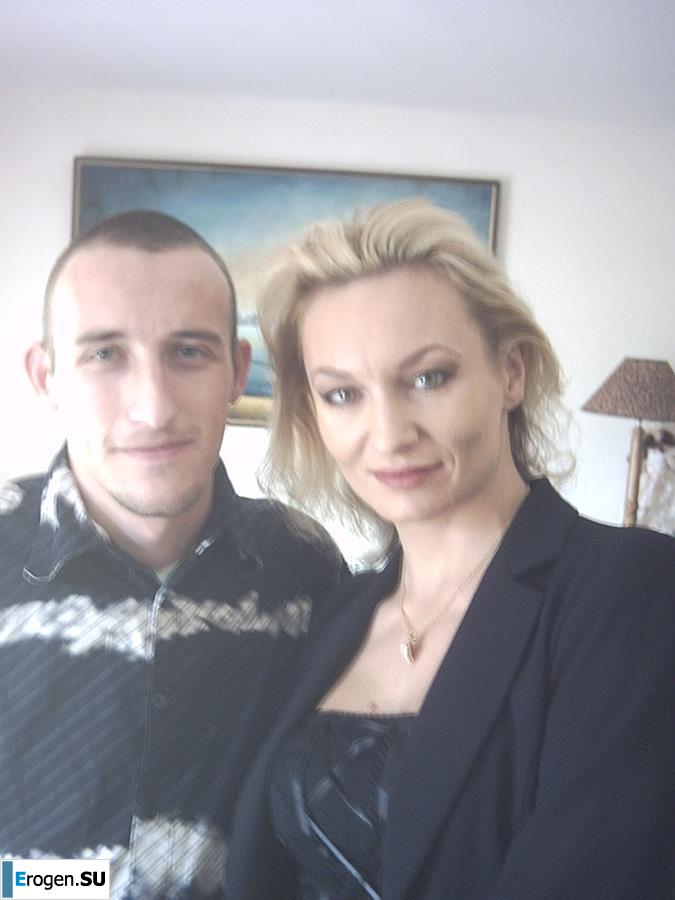 French Bi - Exhibitionist. Photo 15