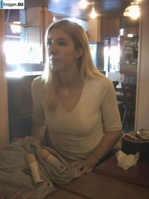 French Bi - Exhibitionist. Thumb 12